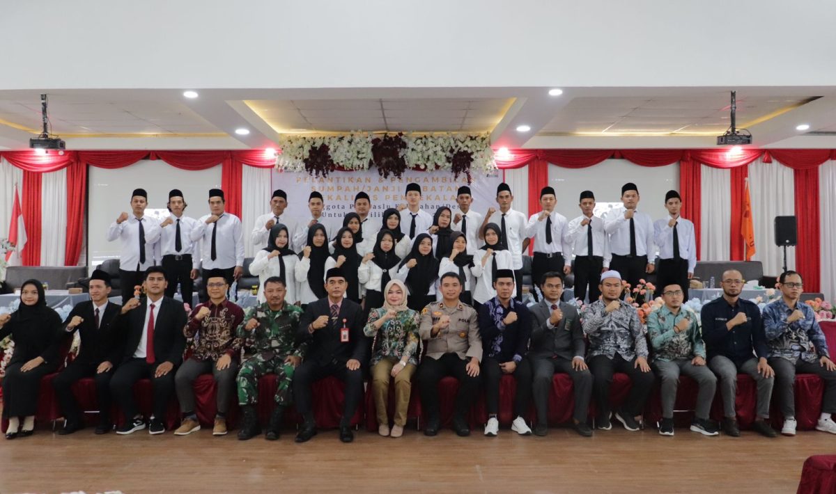Pelantikan 157 Panwaslu Kelurahan/Desa