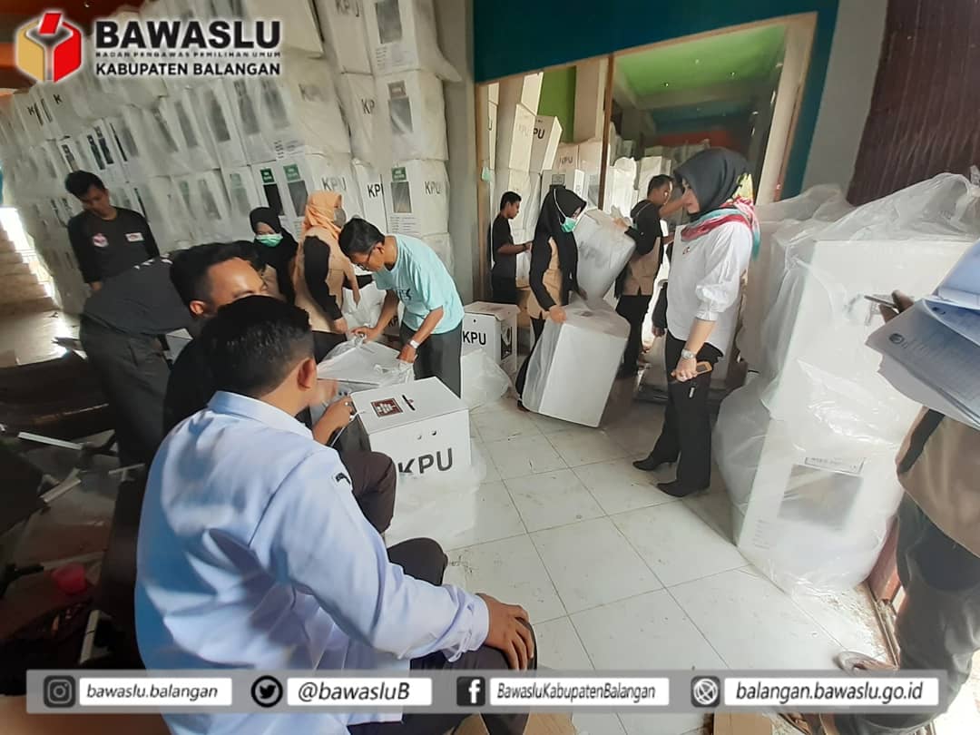 Awasi Pembukaan Kotak Suara Tahap II