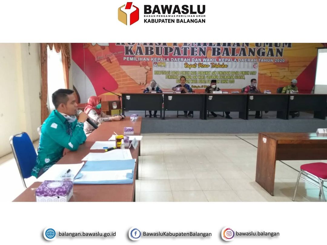 Awasi Jalannya Rapat Pleno KPU