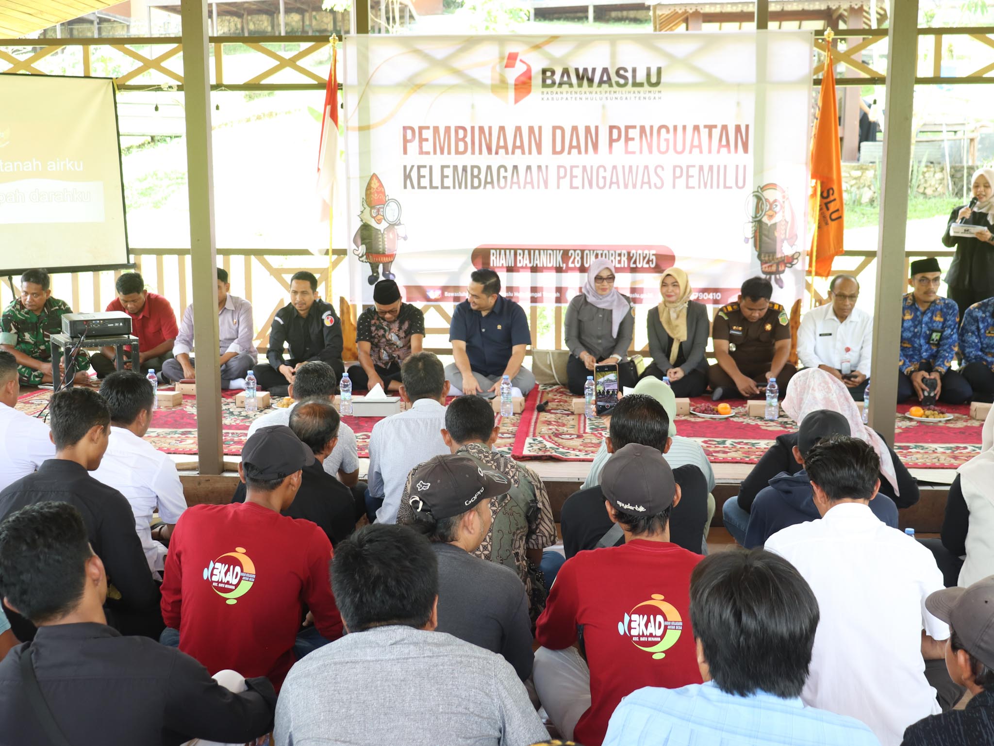 Bawaslu Kabupaten Balangan Selenggarakan Pembinaan dan Penguatan Kelembagaan Bersama Ketua Komisi II DPR RI