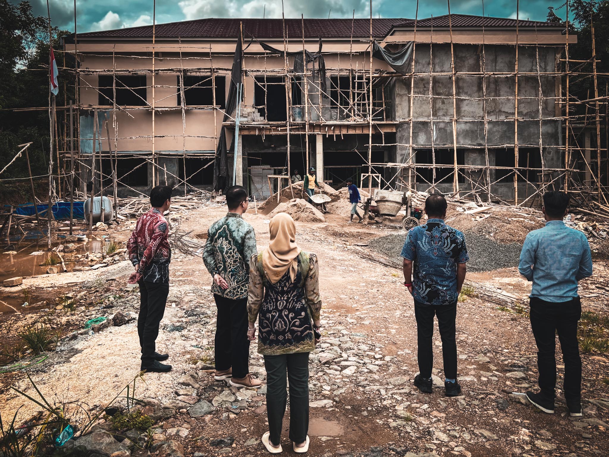 Bawaslu Kabupaten Balangan Terima Kunjungan Pimpinan Bawaslu Provinsi Kalsel, Bahas Penguatan Kelembagaan dan Tinjau Pembangunan Gedung Baru