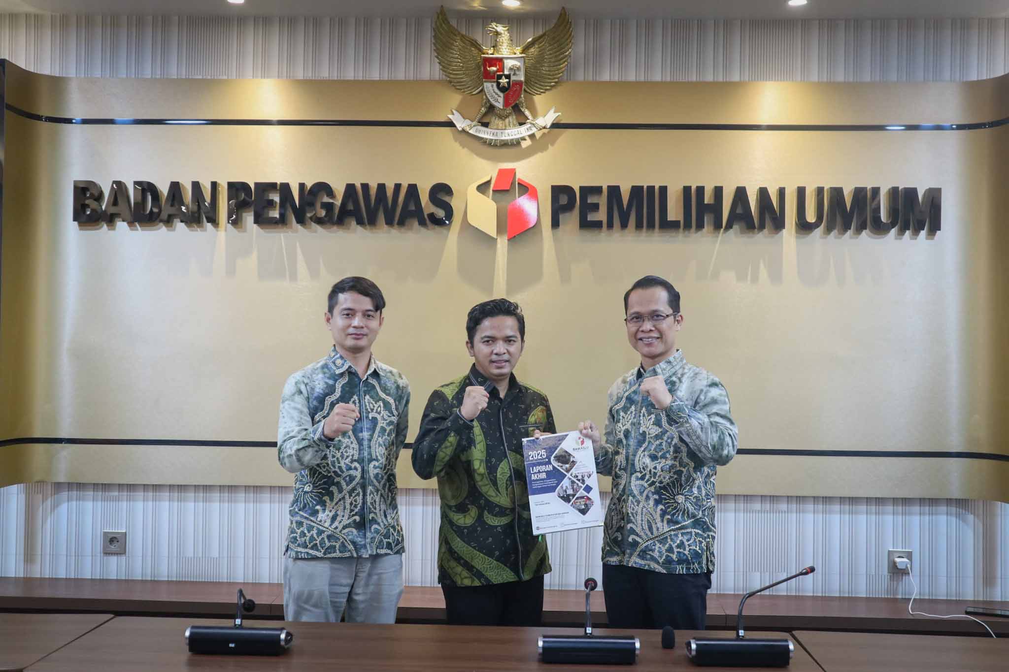 Bawaslu Balangan Perkuat Akuntabilitas Melalui Laporan Pengawasan 2025