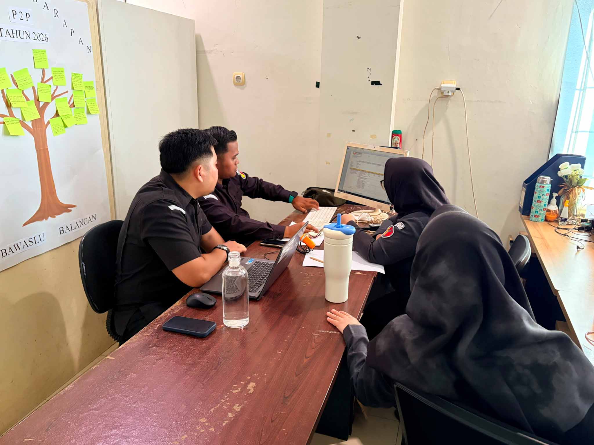 Bawaslu Balangan Perkuat Kualitas Pengawasan melalui Legal Talk Pengisian AKP Pemutakhiran Data Partai Politik