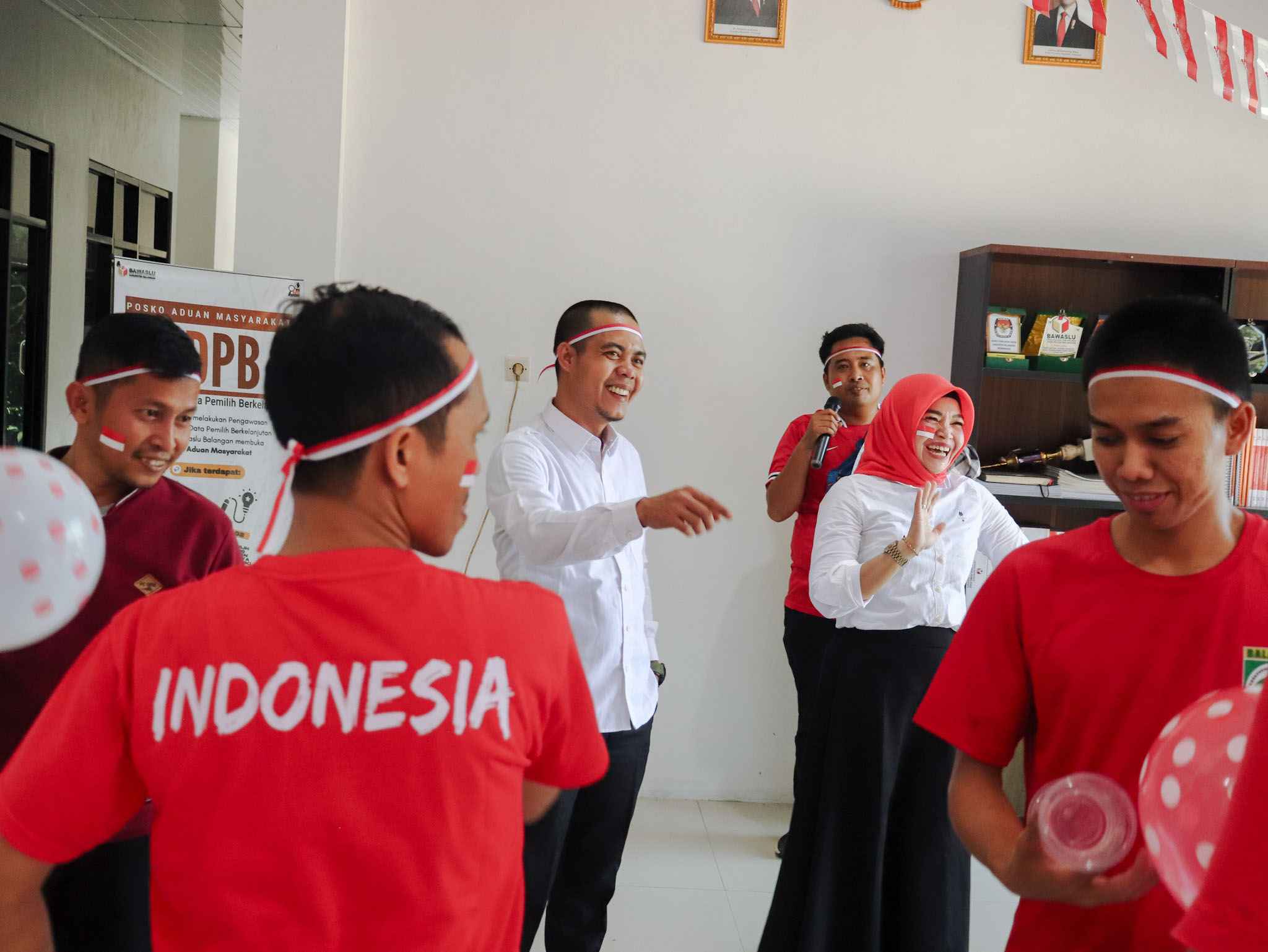 Meriahkan Kemerdekaan, Bawaslu Balangan Adu Kekompakan
