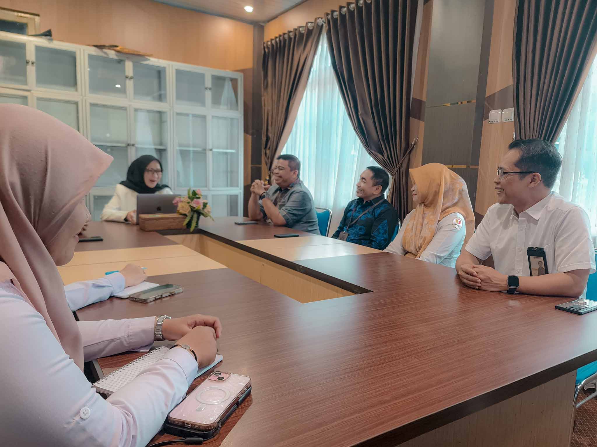 Menuju Peresmian, Bawaslu Balangan Koordinasikan Agenda dengan Pemkab Balangan