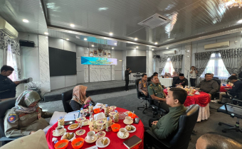 Ketua Bawaslu Kabupaten Balangan Menghimbau Penurunan Alat Peraga Kepada Partai Politik