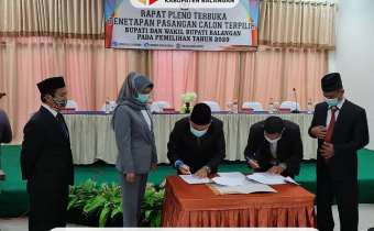 Rapat Pleno Penetapan Pasangan Calon Terpilih Balangan